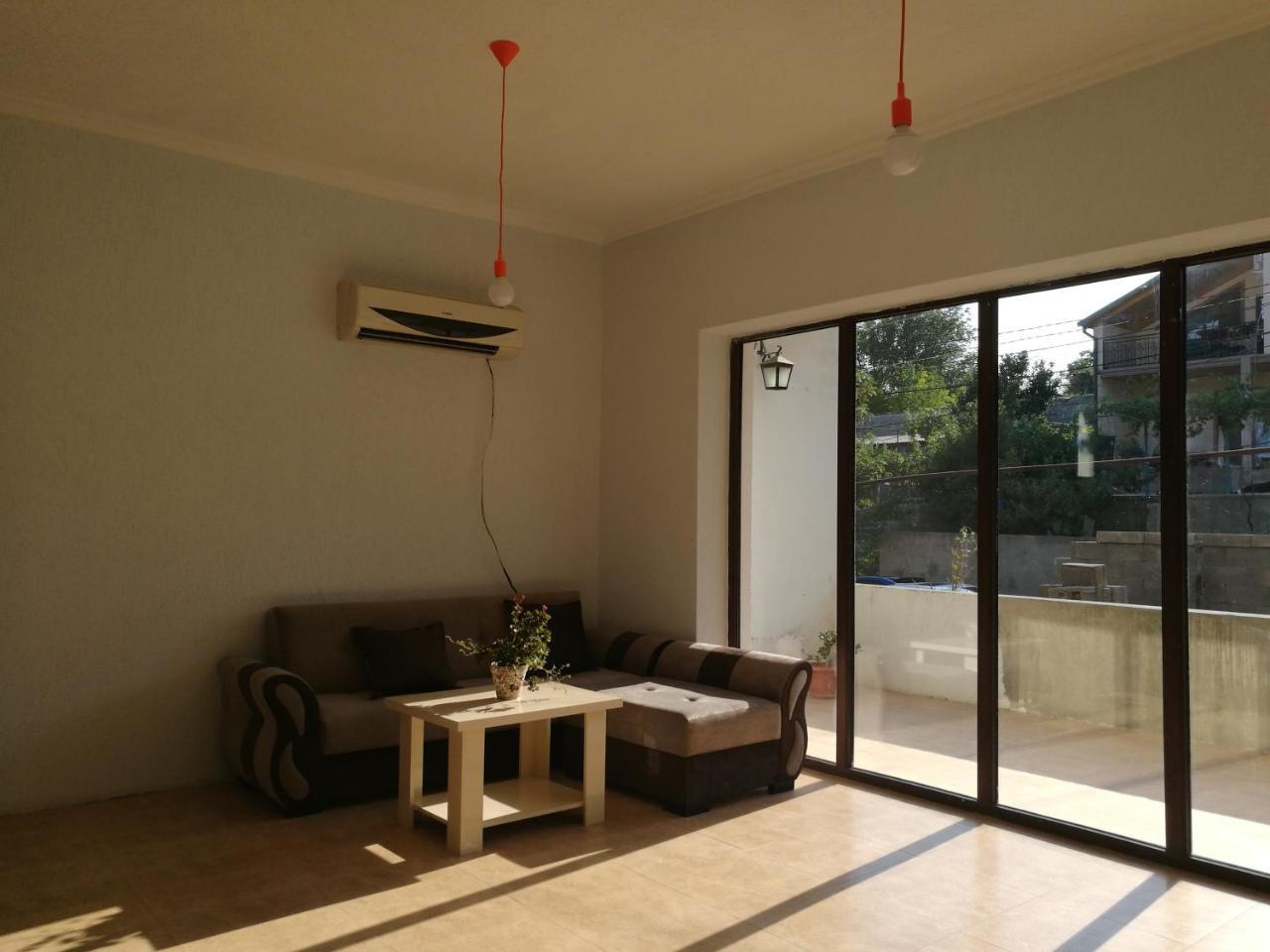 Agora Apartment Tbilisi Exterior photo